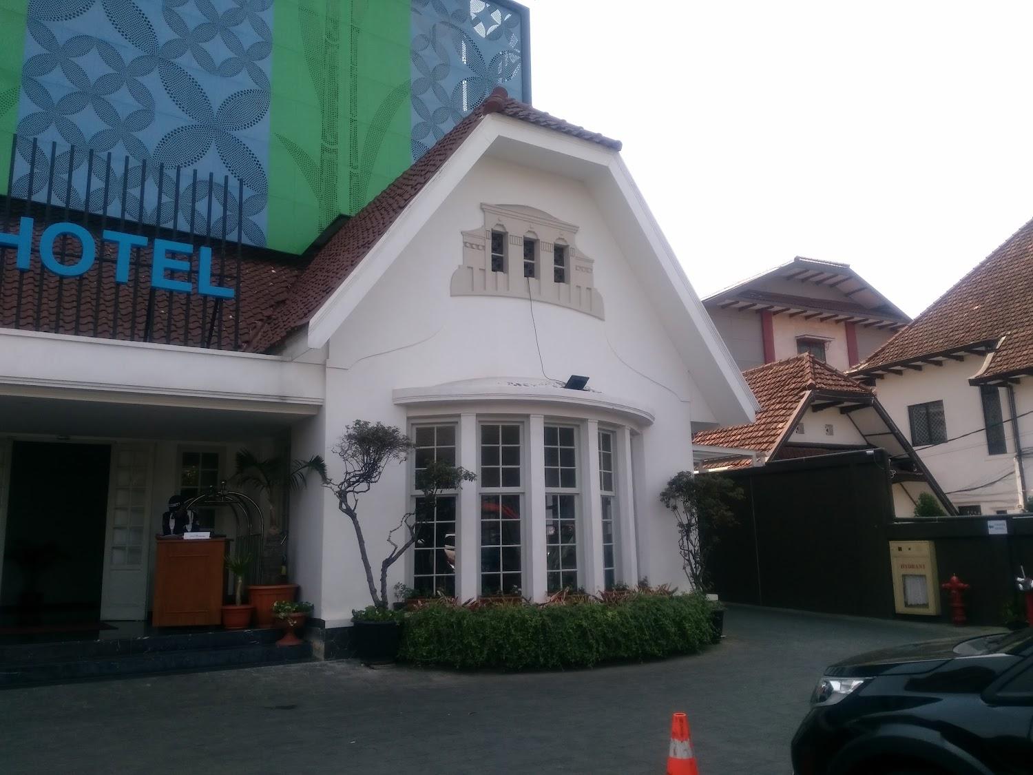Cover Image for Subwow Hostels
