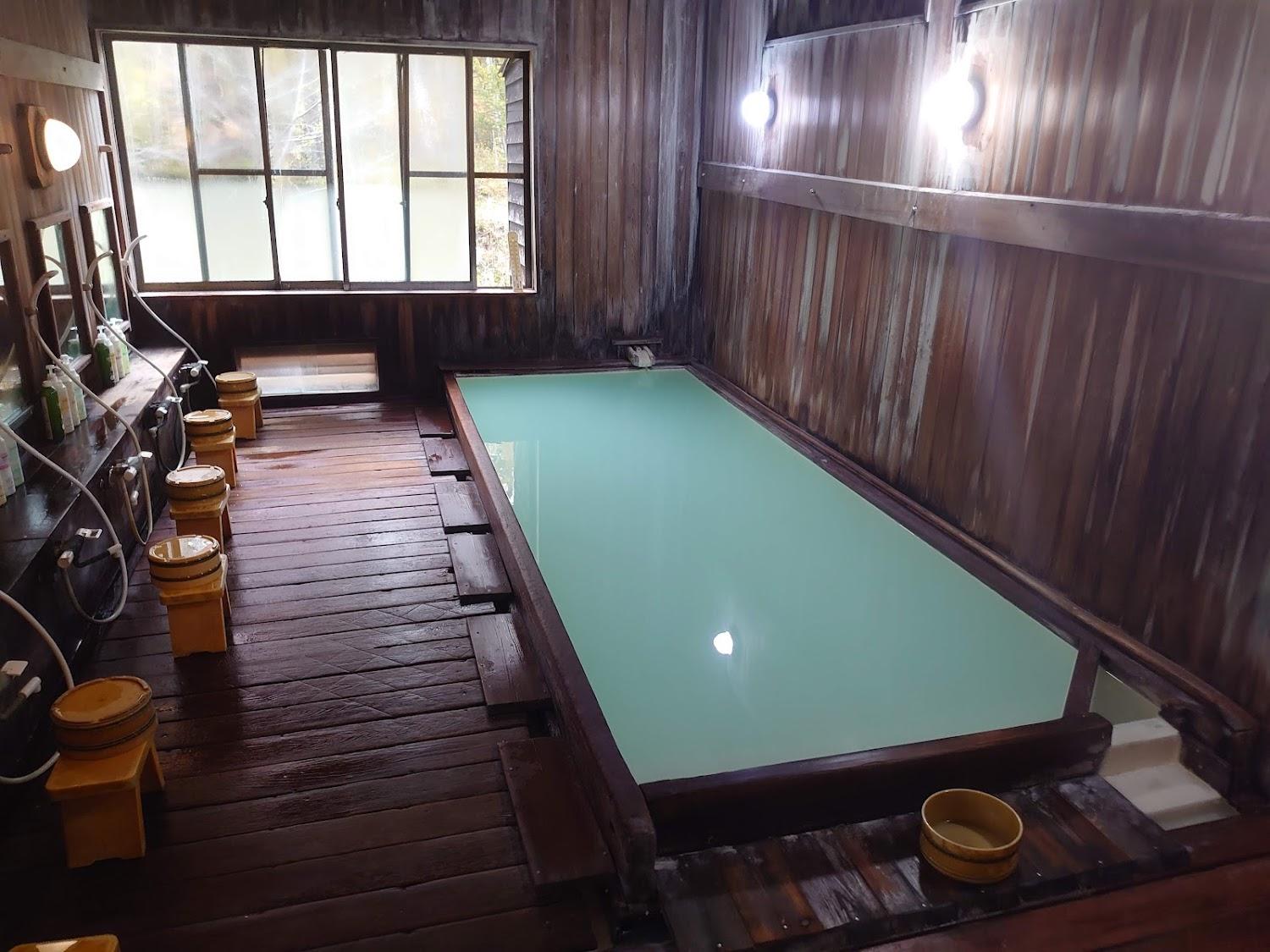 Cover Image for Norikura Kanko Hotel Yamayuri