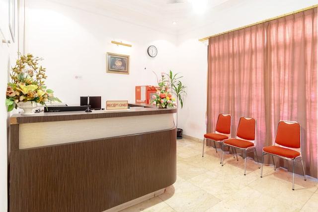 Cover Image for OYO Living 2843 Raz House Syariah
