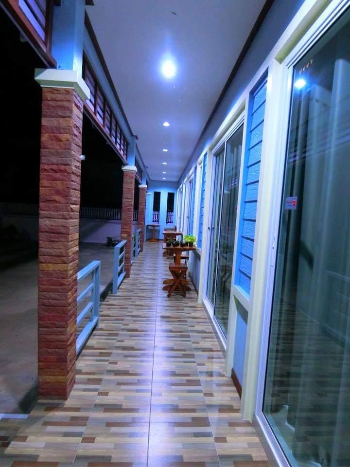 Cover Image for บ้านทุ่งมะเม่ารีสอร์ท