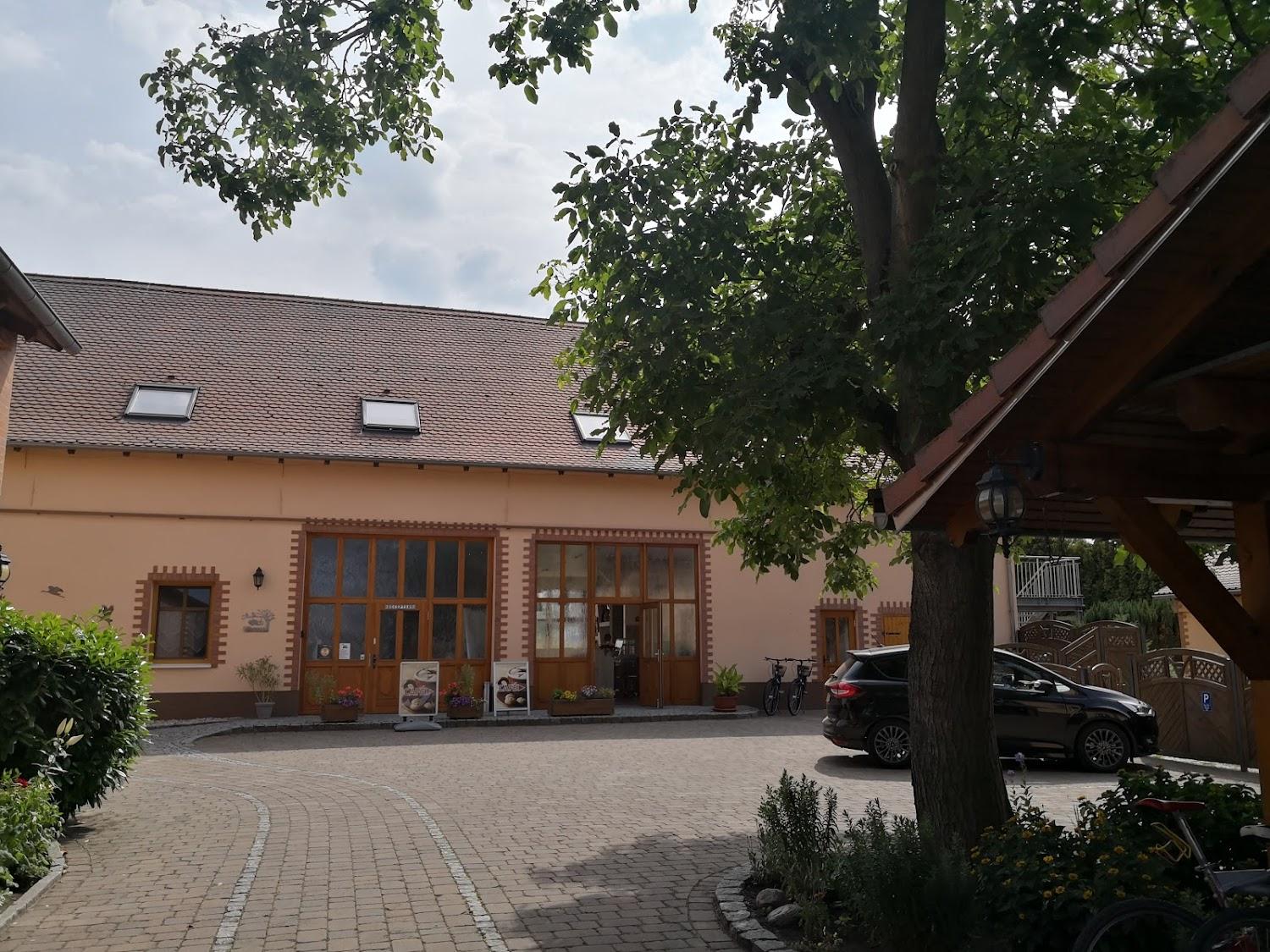 Cover Image for Landpension Adebar