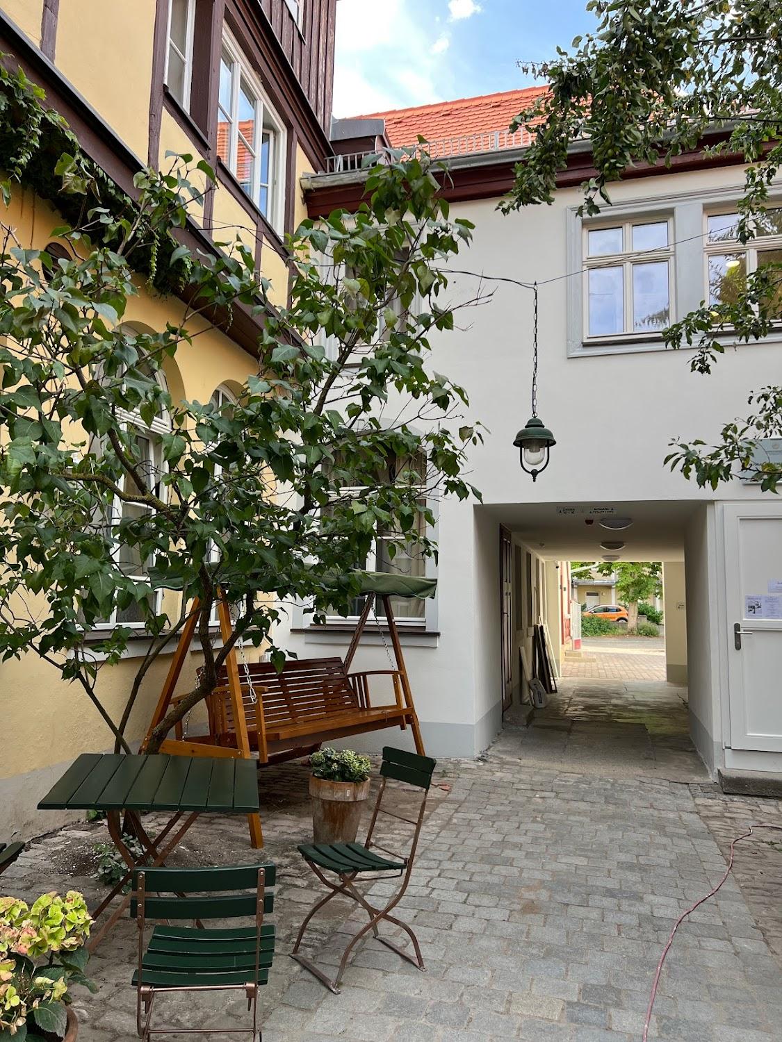 Cover Image for Hopfenhotel am Adenauerufer