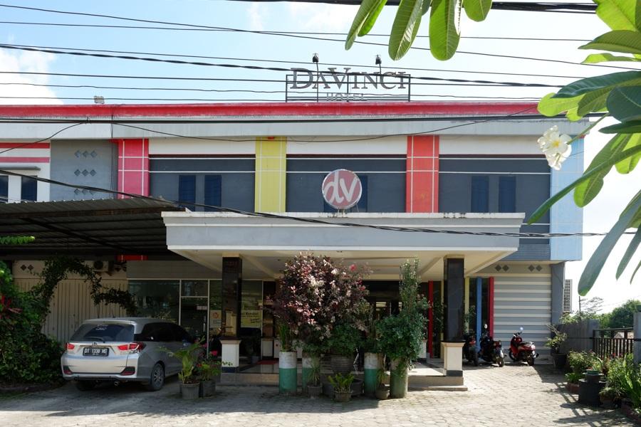 Cover Image for RedDoorz Plus near RS Hermina Kendari