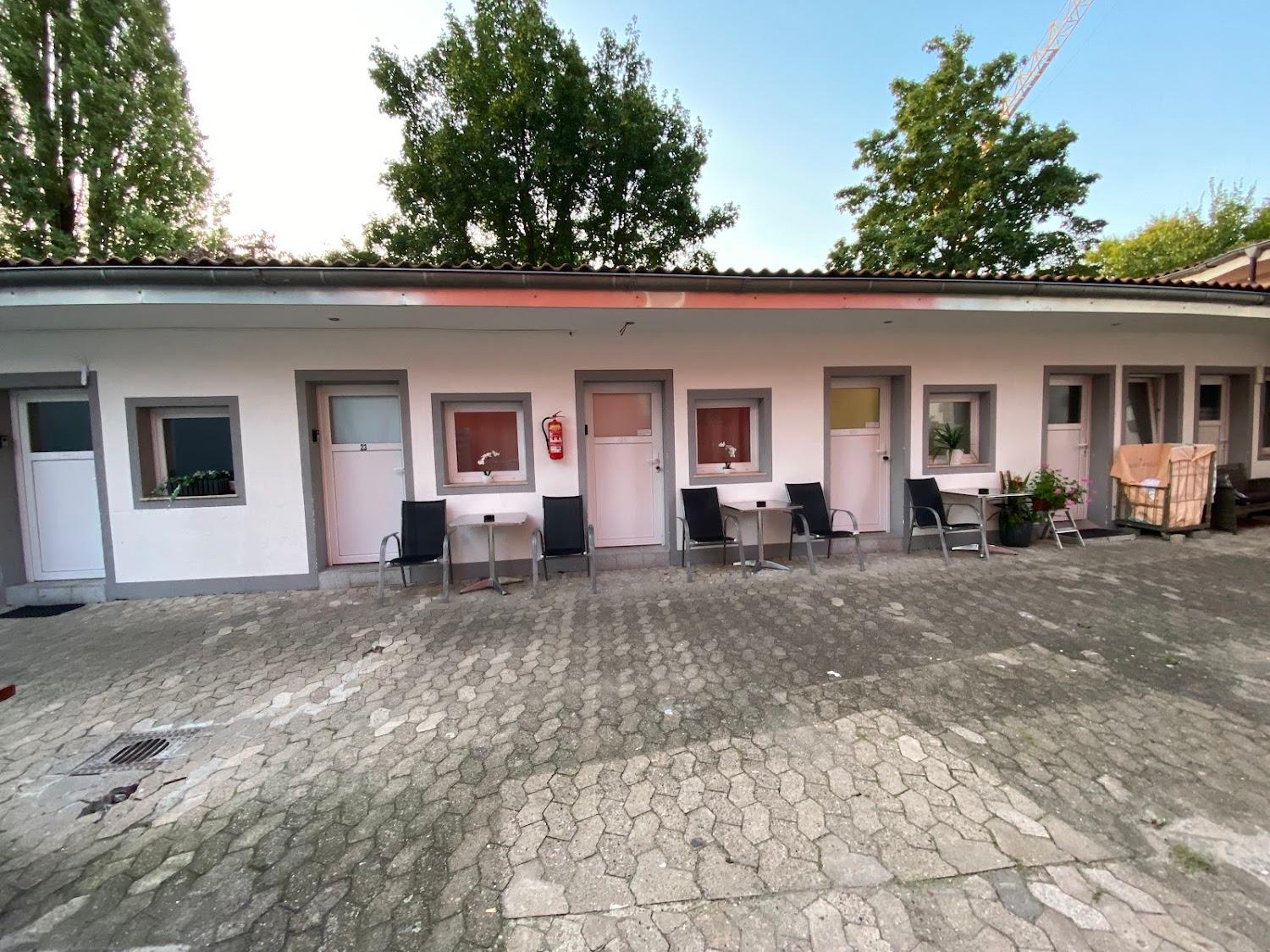 Cover Image for Pension Donau