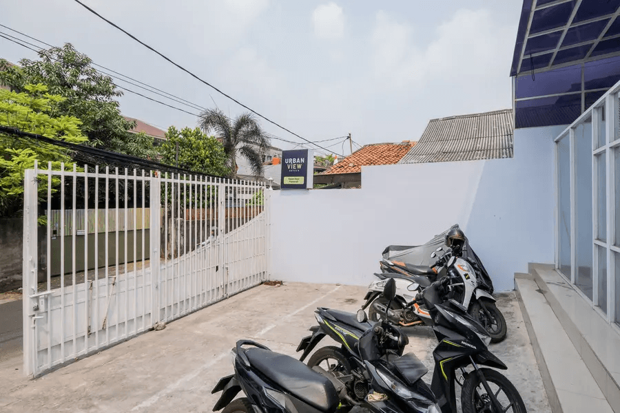 Cover Image for Urbanview Hotel Salam Raya Palmerah by RedDoorz