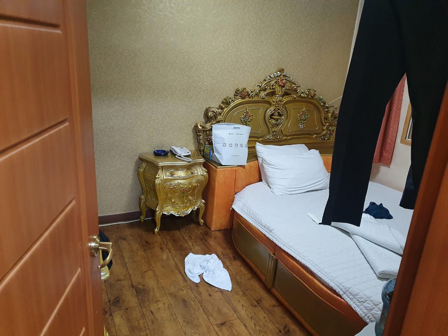 Cover Image for 팔레스모텔