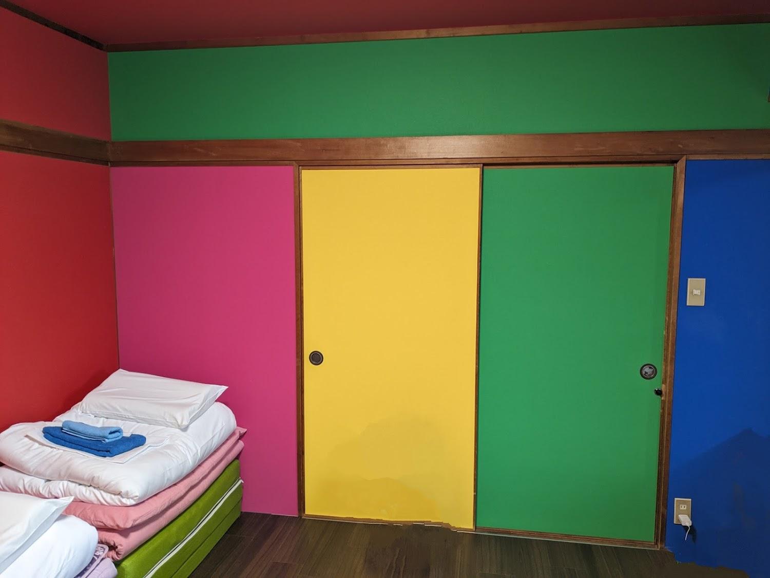 Cover Image for Dormitory in Kowloon