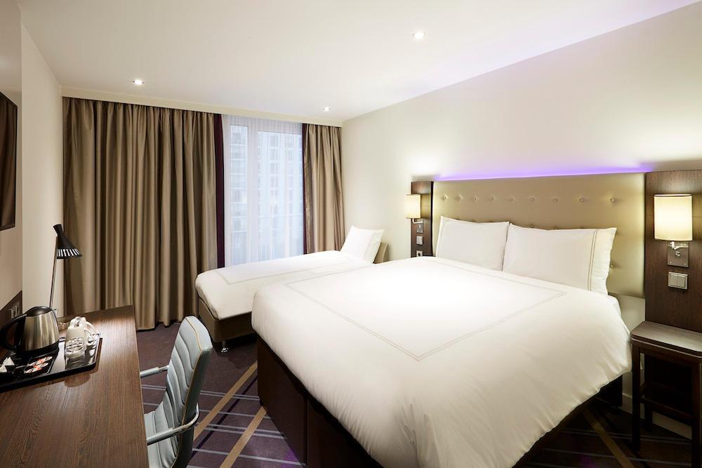 Cover Image for Premier Inn Wuppertal City Centre Hotel