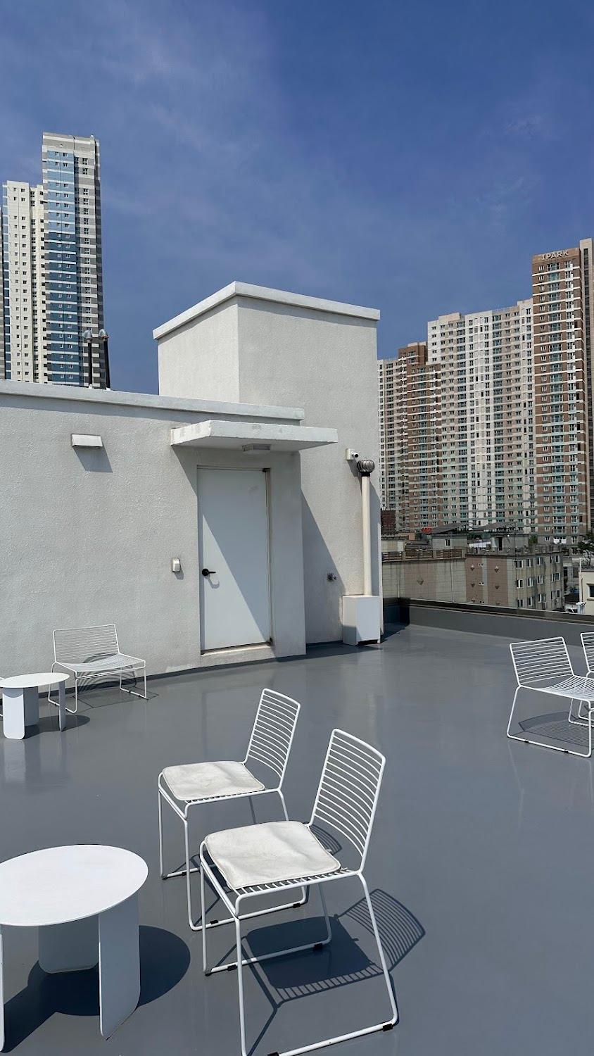 Cover Image for 비치홀릭
