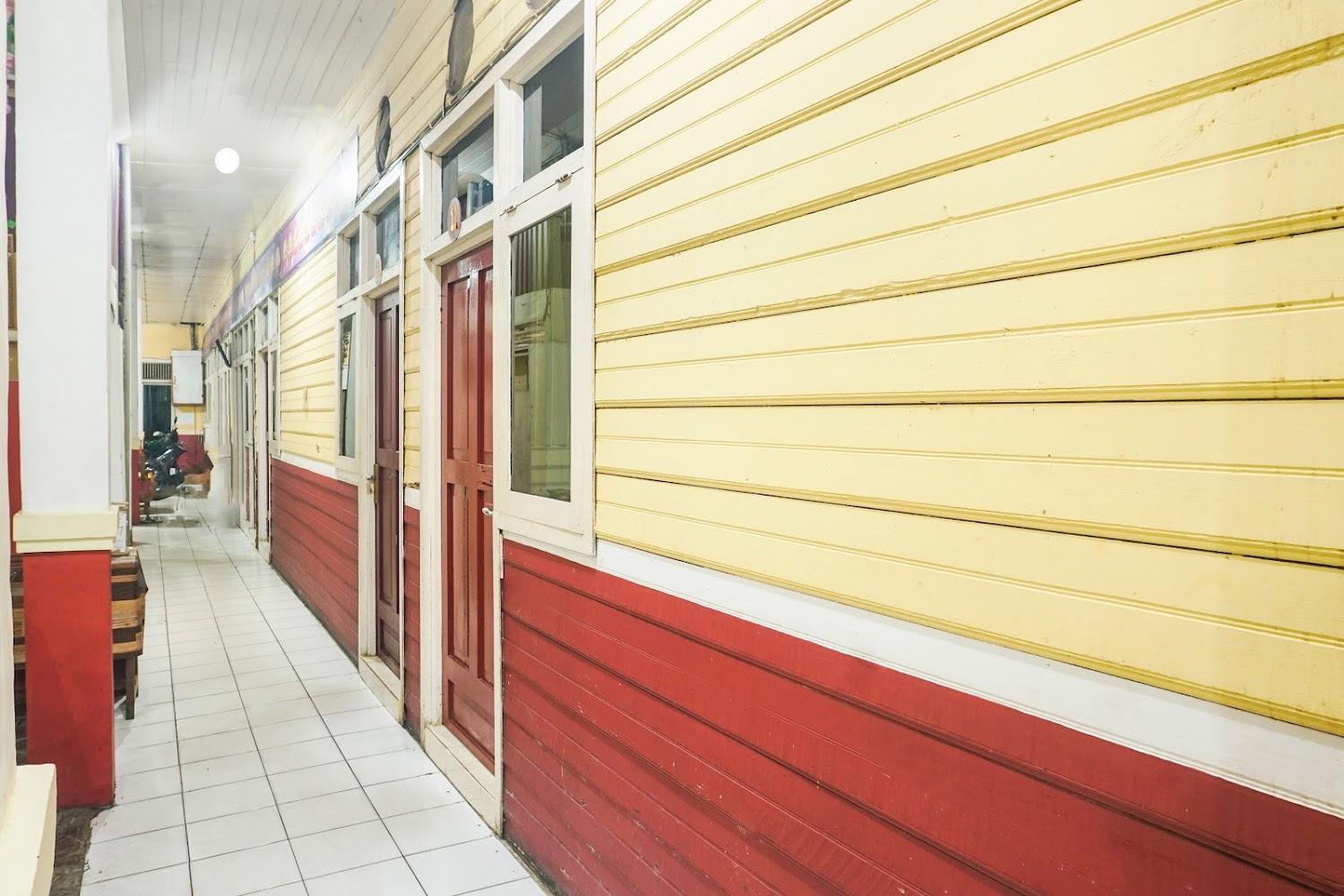 Cover Image for OYO 91833 Hotel Anggrek Daqu Syariah Kapuas