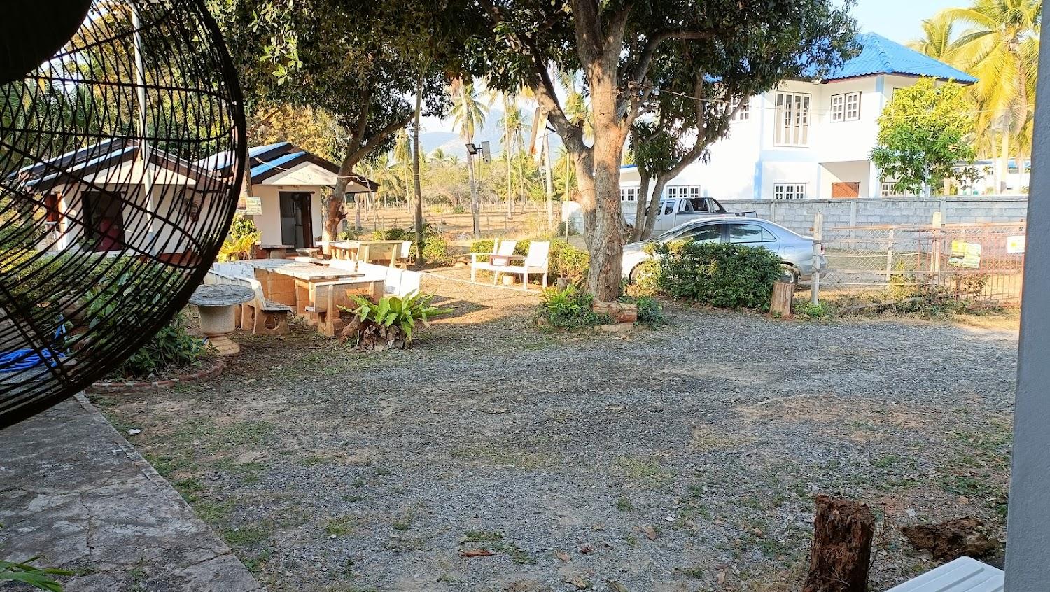 Cover Image for Pineapple Resort
