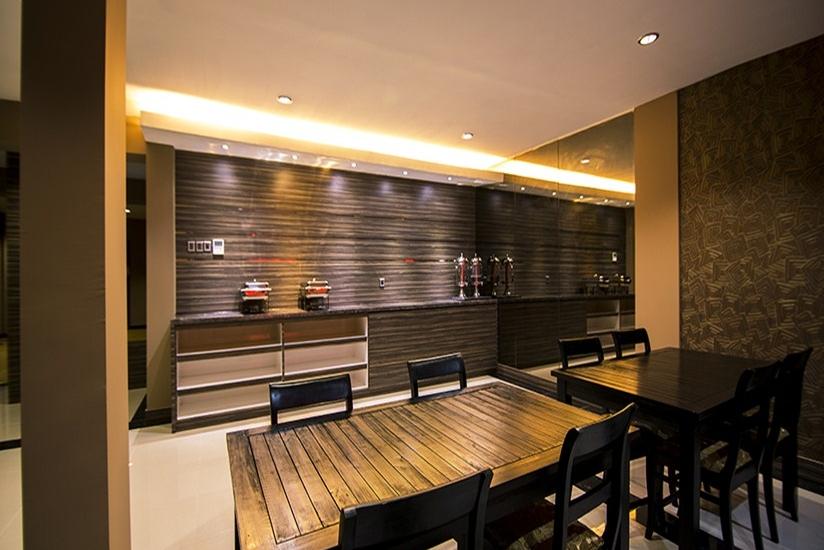 Cover Image for RedDoorz Plus Hotel Kireinn