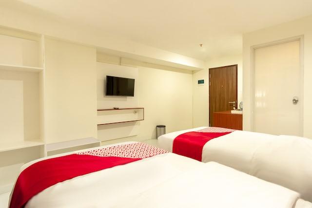 Cover Image for OYO Flagship 1481 Apartemen Sentraland Medan
