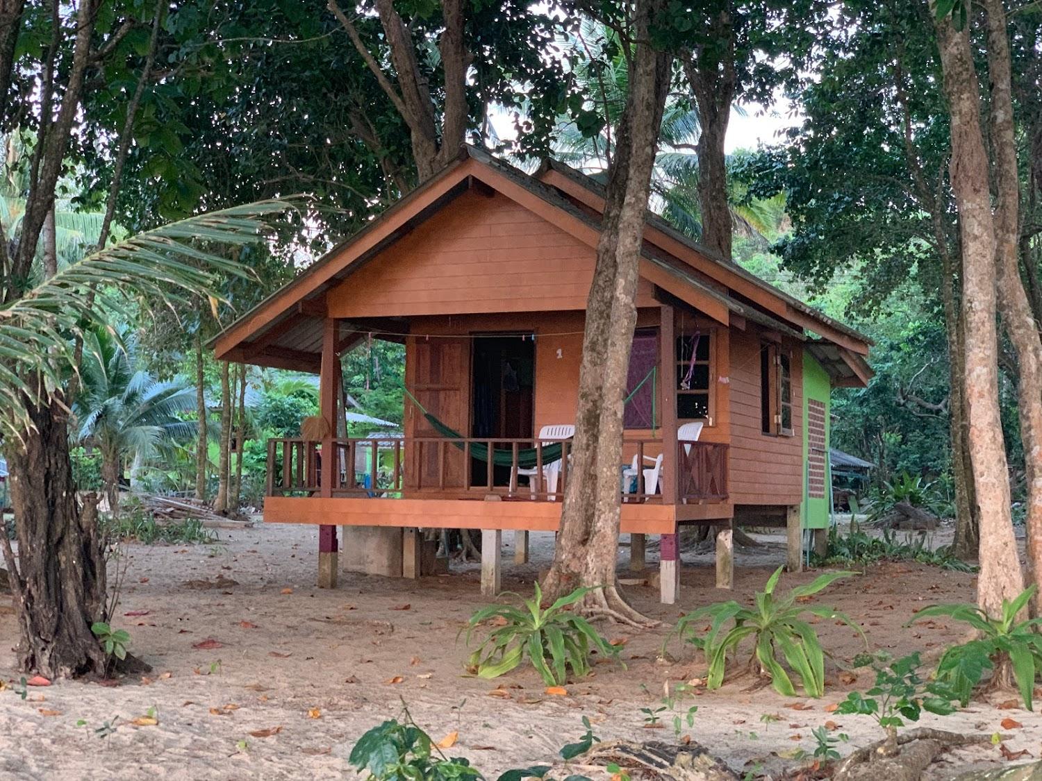 Cover Image for Chang Tong Bungalow and Restaurant