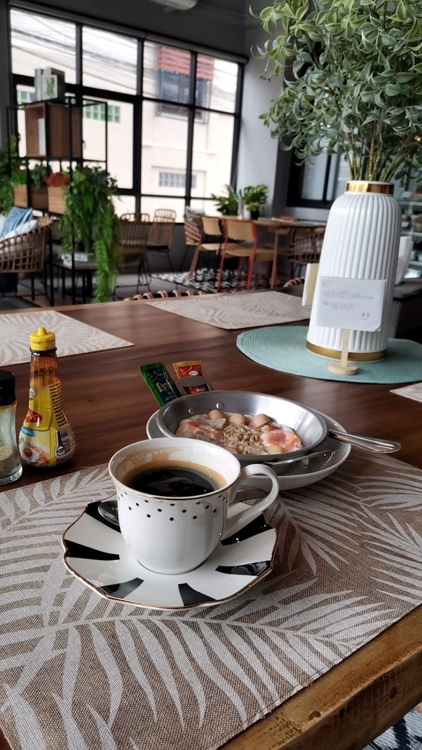 Cover Image for The 8 hostel & coffee