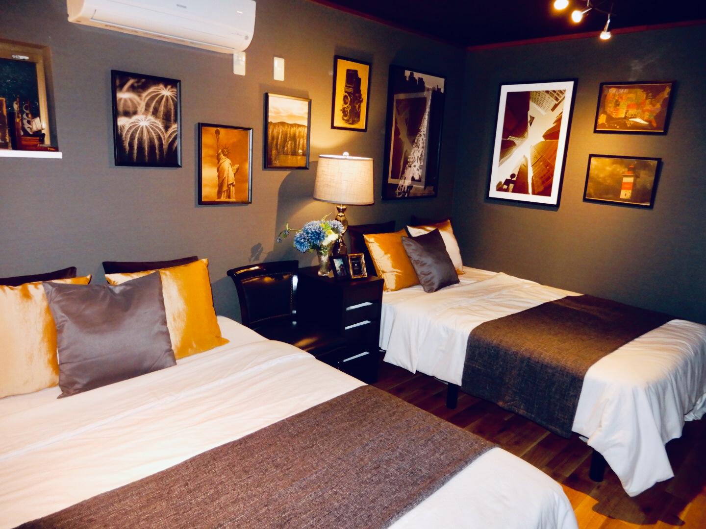 Cover Image for Hotel West Taisho