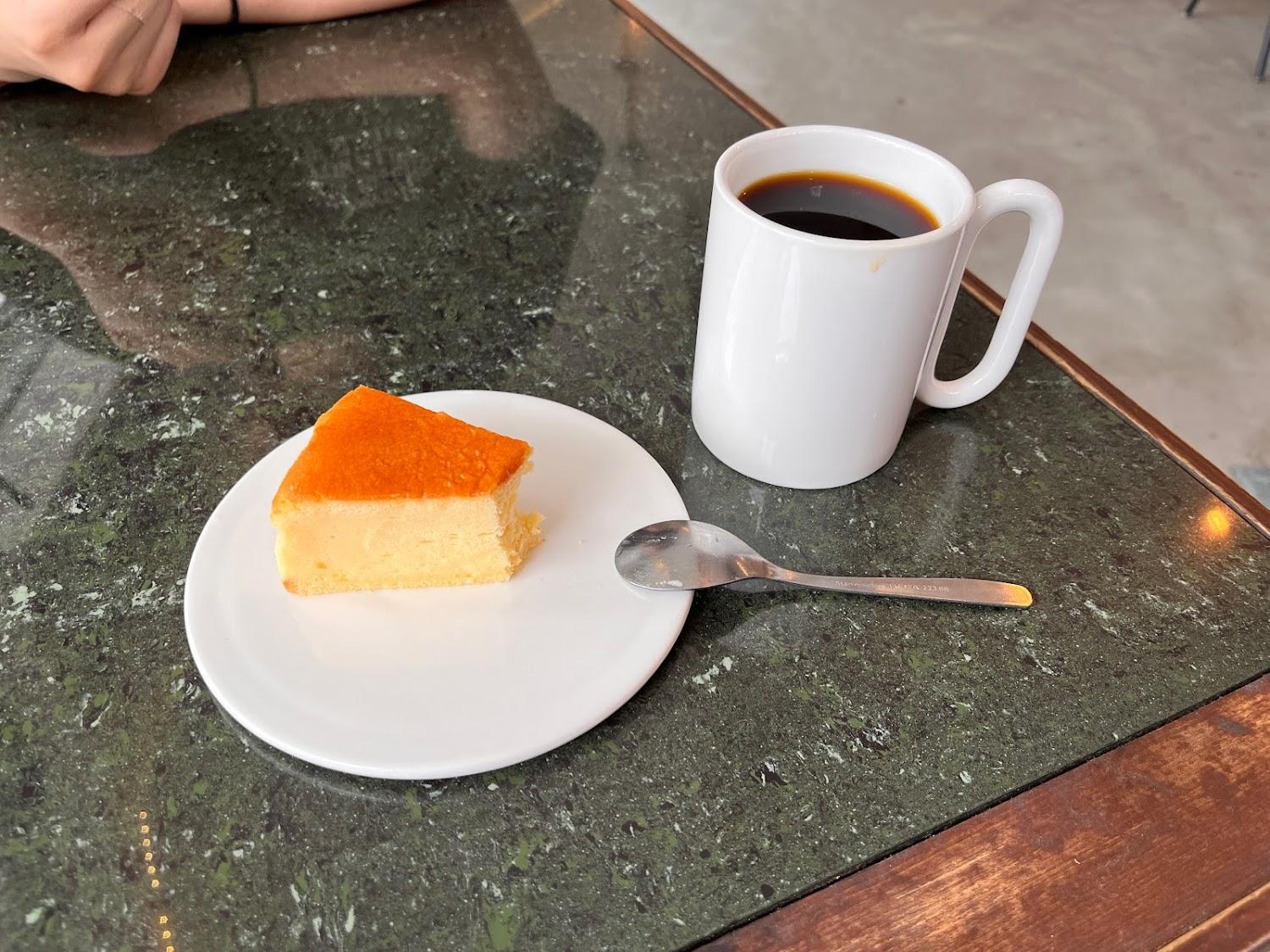 Cover Image for ICE MOUNTAIN Cafe & Guesthouse