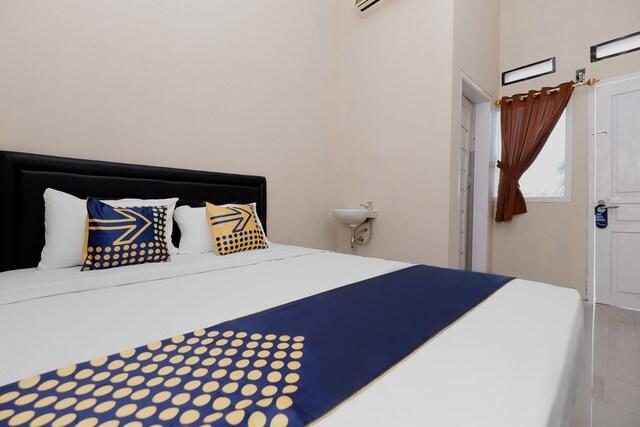 Cover Image for SPOT ON 2027 Putri Guest House Syariah