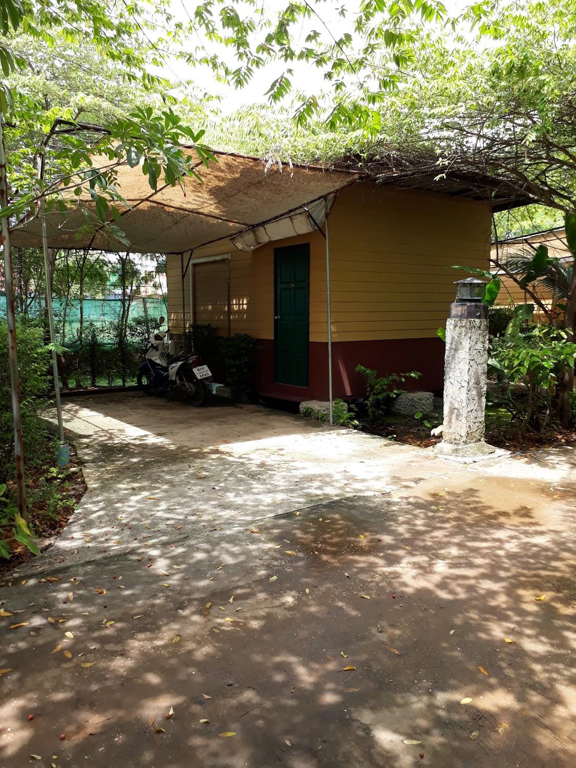 Cover Image for ไออินทร์ บ้านสวนรีสอร์ท