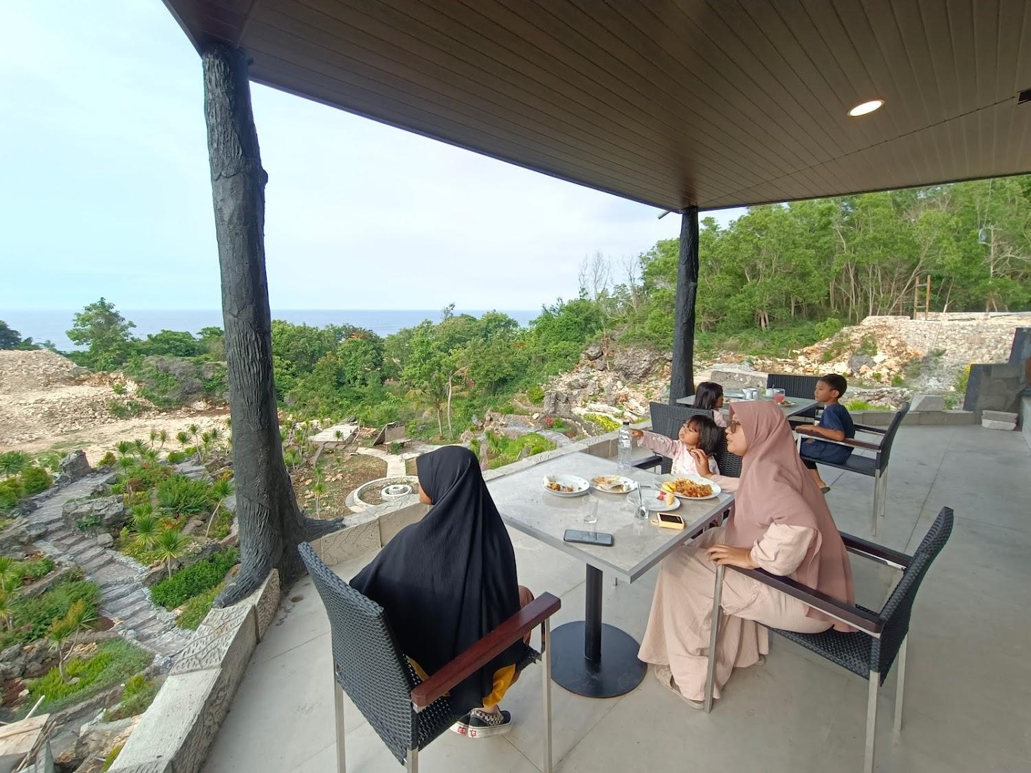 Cover Image for D'Girijati Hotel & Resort