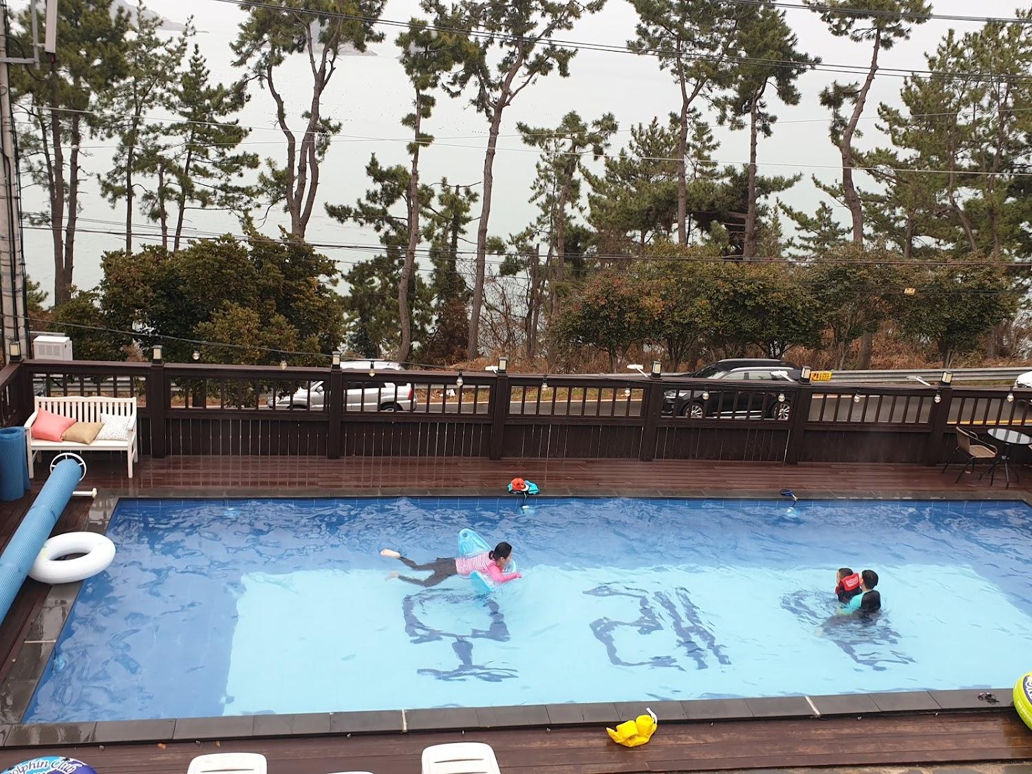Cover Image for 모래알펜션