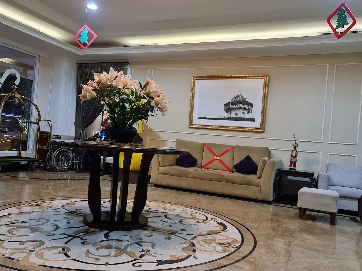 Cover Image for Amarelo Hotel Solo