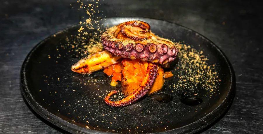 Cover Image for If There’s One Restaurant You Must Visit in Bogotá, Make It Salvo Patria