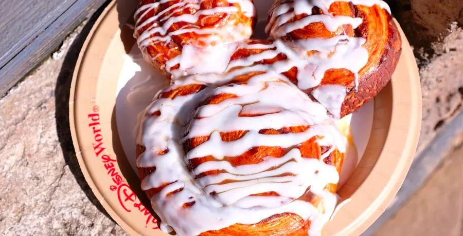 Cover Image for The Ultimate Breakfast Guide for Disney World