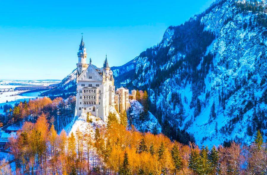 Cover Image for 14 Top Winter Destinations in Europe