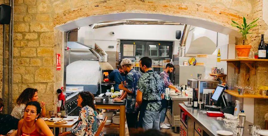 Cover Image for How 18 Months Without Tourists May Have Revived Barcelona’s Dining Scene