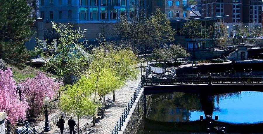 Cover Image for 15 Must-Try Mytouries in Providence, Rhode Island