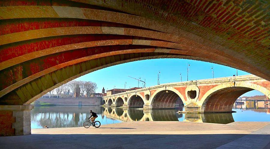 Cover Image for When is the best time to explore Toulouse, France?