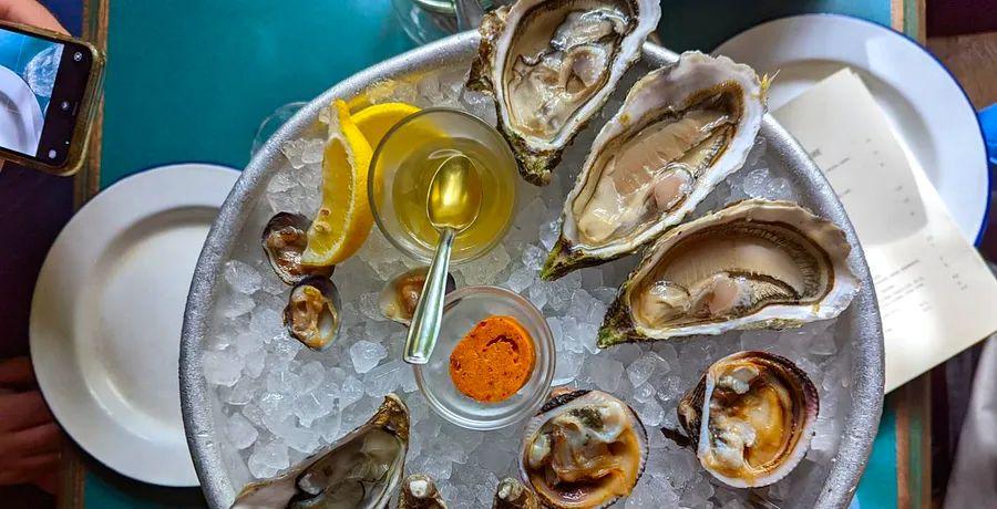 Cover Image for Five Essential Tips for Your Upcoming Trip to Paris