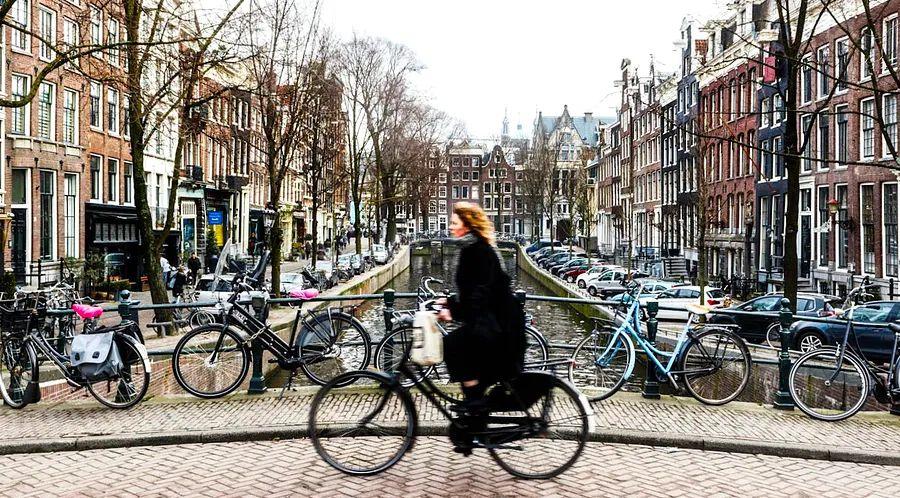 Cover Image for Planning a trip to Amsterdam? Here are 20 must-do activities.