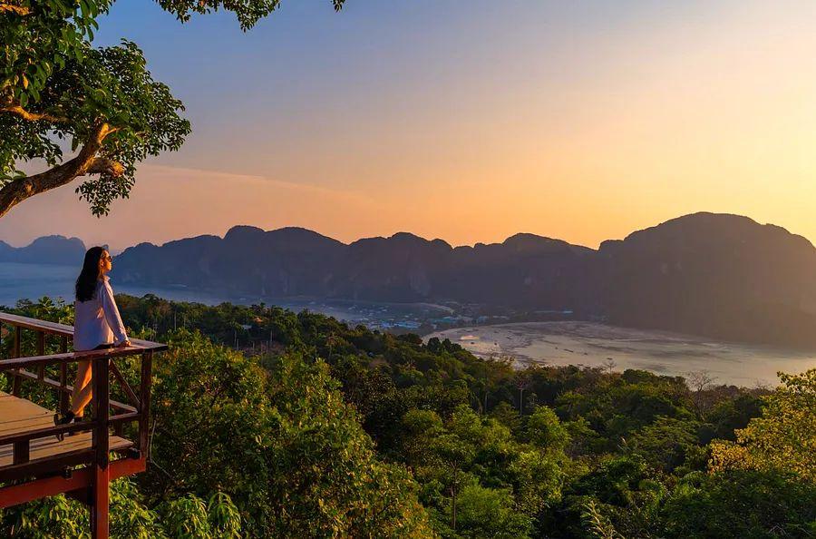 Cover Image for Top 10 unforgettable experiences to enjoy in Thailand