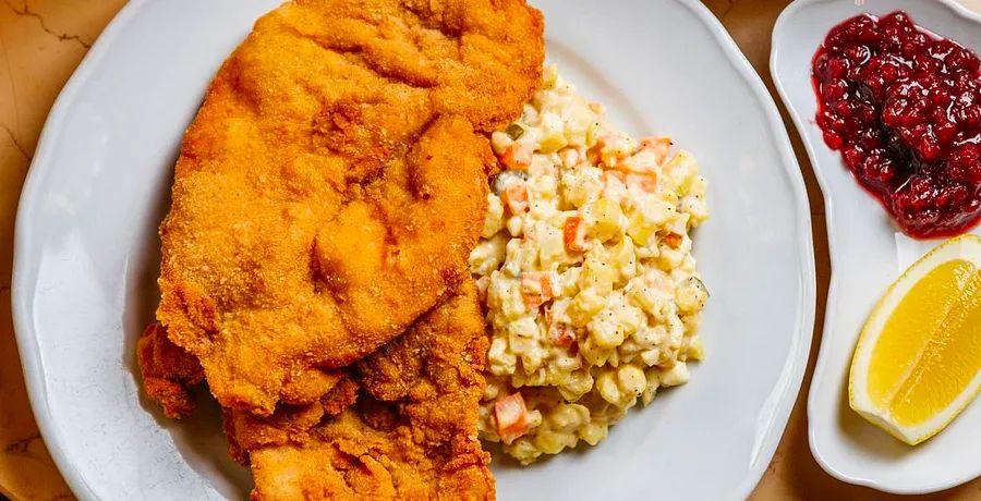 Cover Image for The 28 Must-Try Restaurants in Prague