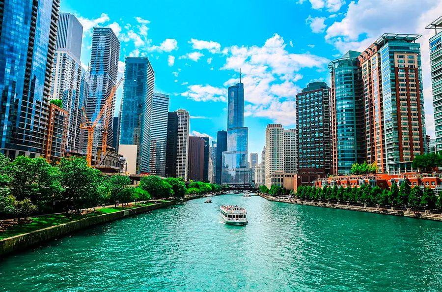 Cover Image for As a travel writer based in Chicago, I've gathered the most common inquiries from visitors.