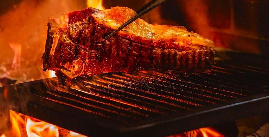 Cover Image for The 38 Must-Visit Restaurants in Barcelona