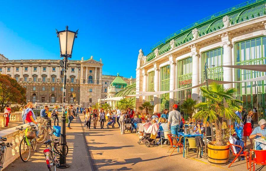 Cover Image for 12 amazing free activities to enjoy in Vienna