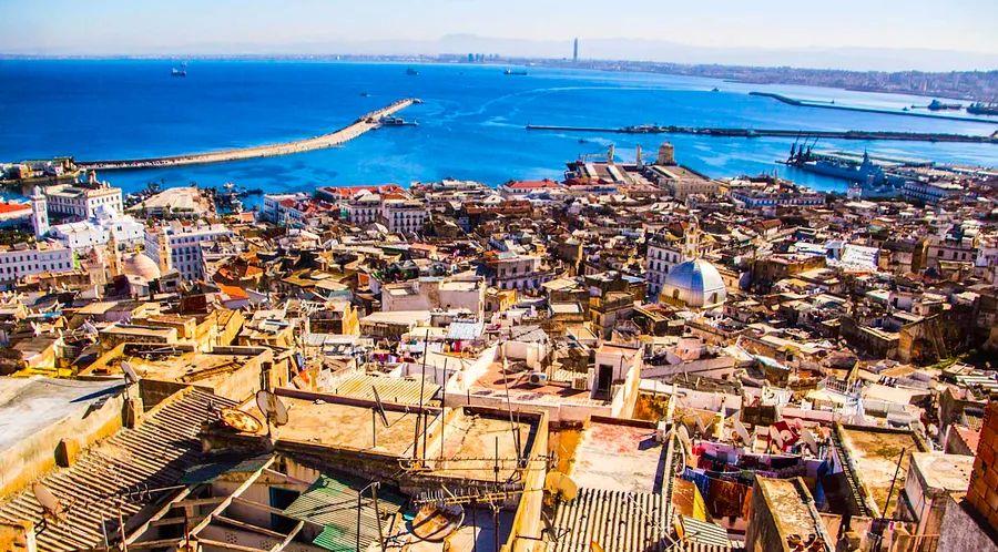 Cover Image for 10 Must-Visit Spots to Experience the Wonders of Algeria