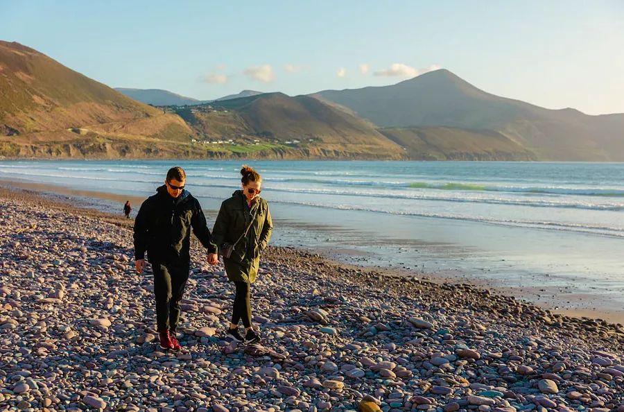 Cover Image for Essential Packing Guide for Your 2024 Ireland Trip