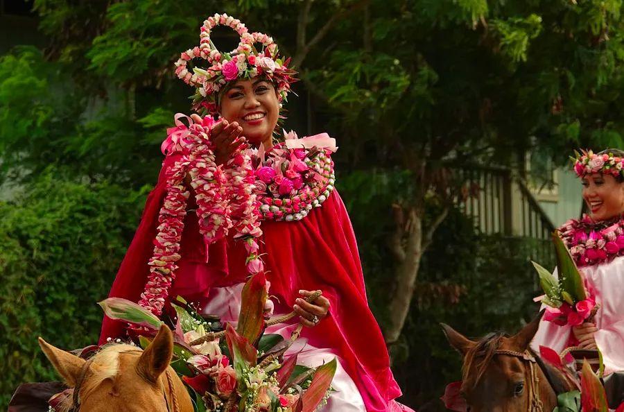 Cover Image for Top Cultural Experiences in Maui