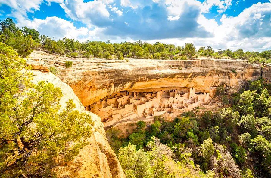 Cover Image for An Introductory Guide to Mesa Verde National Park