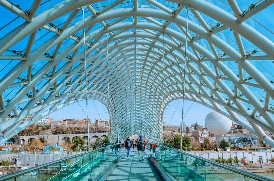Cover Image for 12 essential insights before visiting Georgia