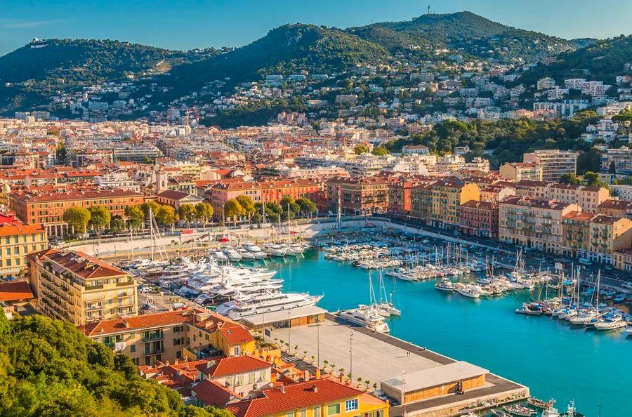 Cover Image for Enjoying Nice without spending a fortune? Here are the top free activities to try