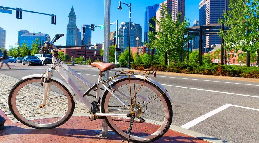Cover Image for Cycling in Boston: Top 3 Off-Road Trails
