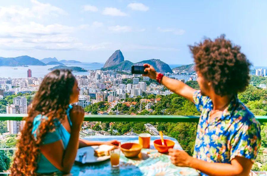 Cover Image for American Express Membership Rewards Transfer Partners: Top Choices for 2024