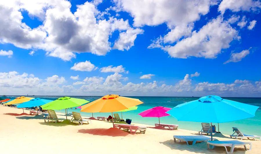 Cover Image for An Introductory Guide to Sint Maarten