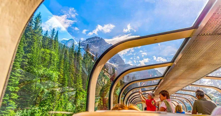 Cover Image for Canada is vast. Here’s how to navigate this continent-sized country