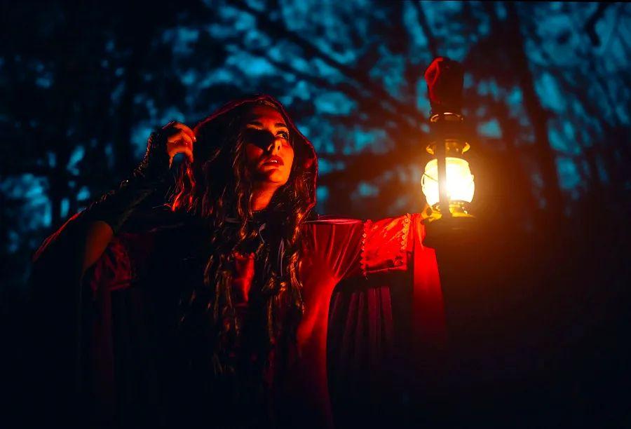 Cover Image for Challenge your bravery by exploring these eerie destinations.